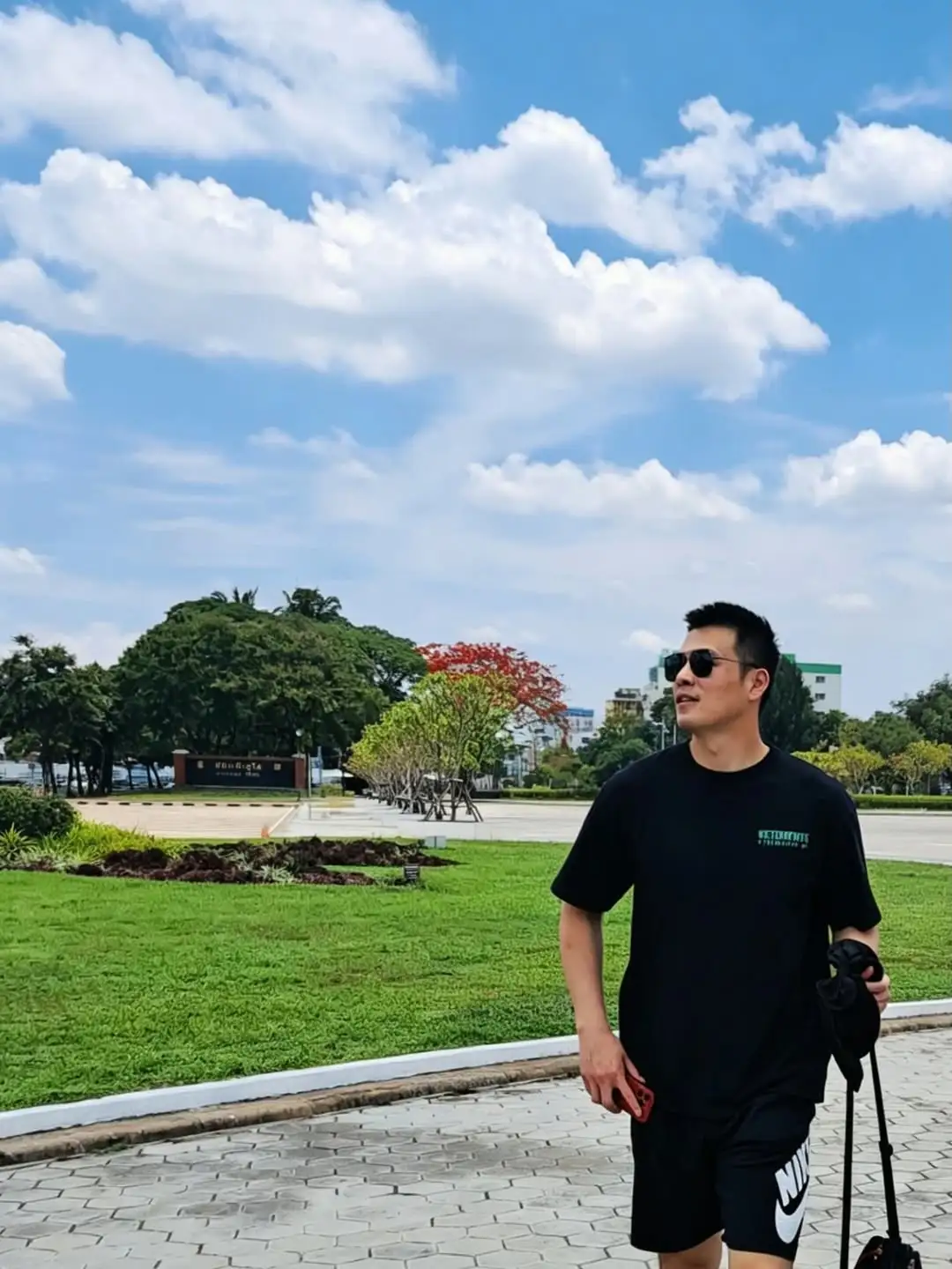 博万体育官方网站-被终身禁足的顾超时隔三年更新社媒：母亲节快乐！